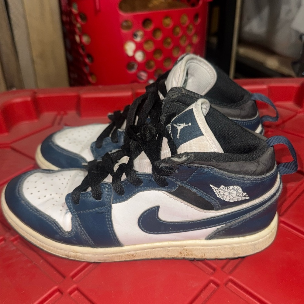 Nike Jordan 1s